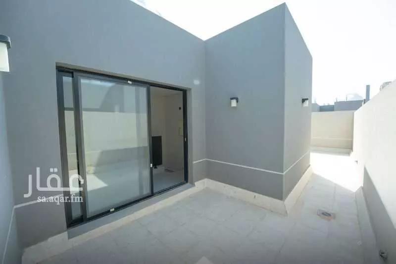 5 bedroom villa in Al Aridh 14