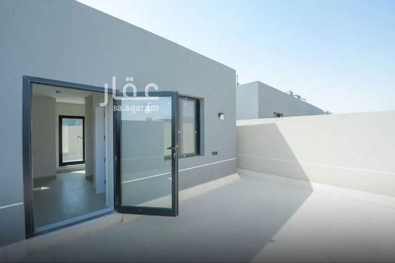 5 bedroom villa in Al Aridh 5