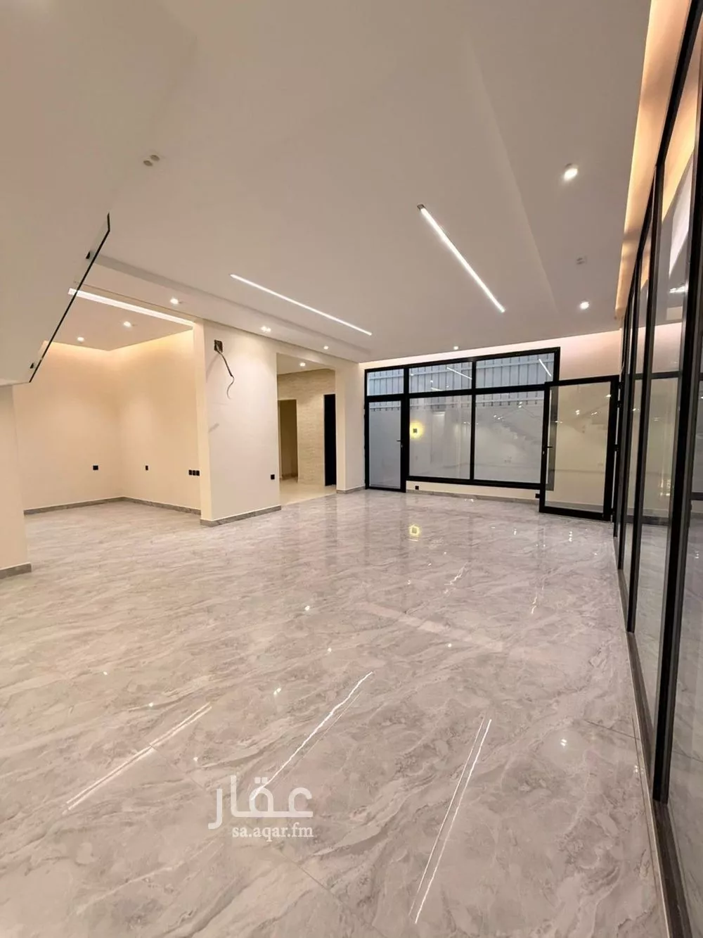 8 bedroom villa in As Suwaidi 15