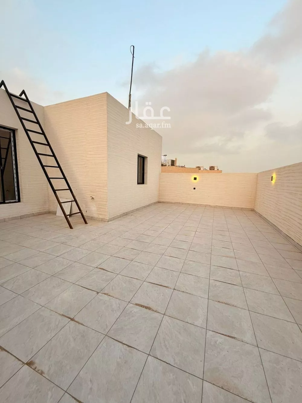8 bedroom villa in As Suwaidi 17
