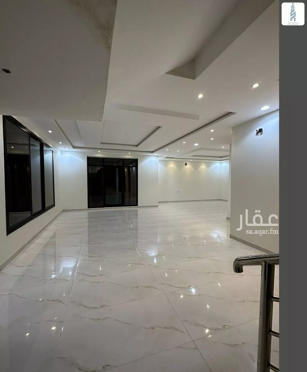 6 bedroom villa in Al Rimal 3