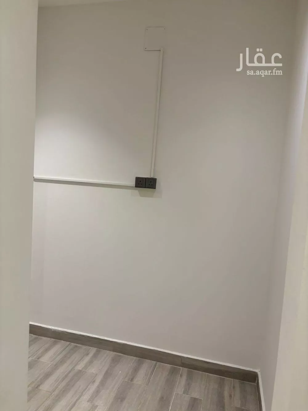 شقة 3 غرف في الملقا 6