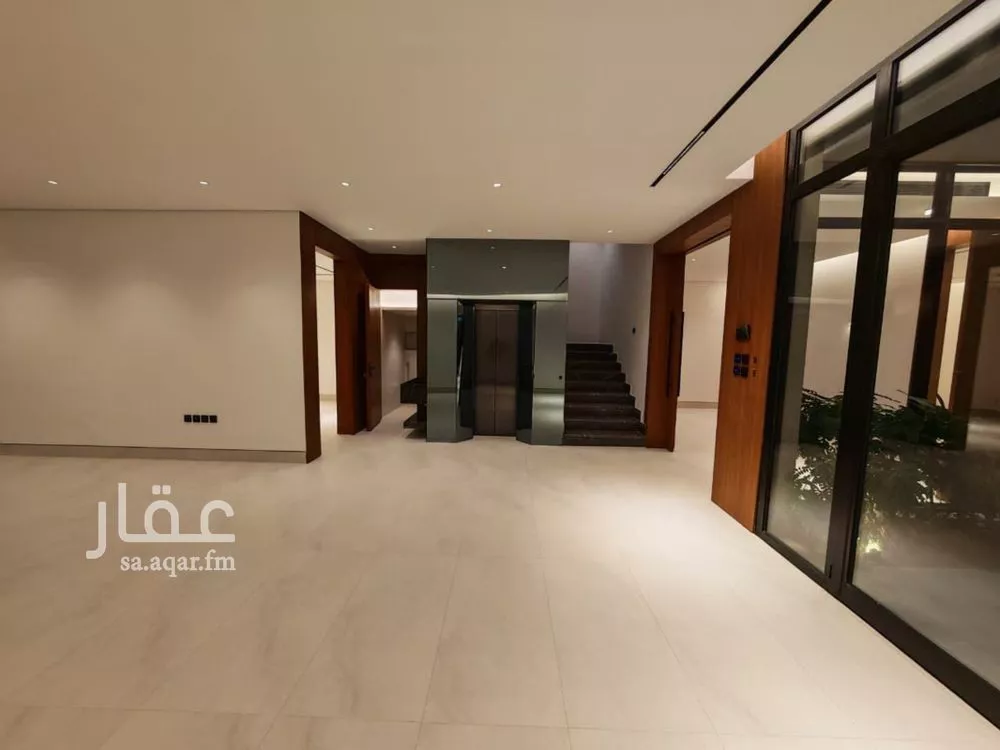 6 bedroom villa in Al Narjis 2