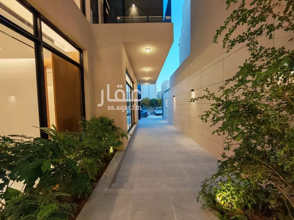 6 bedroom villa in Al Narjis 4