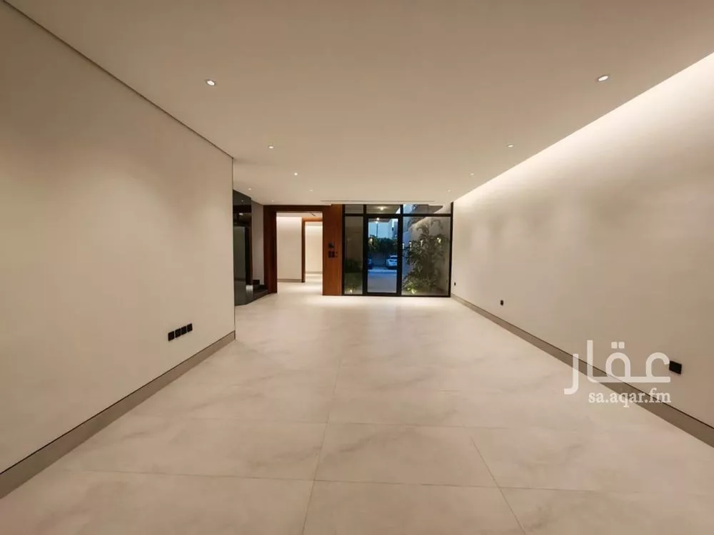 6 bedroom villa in Al Narjis 5