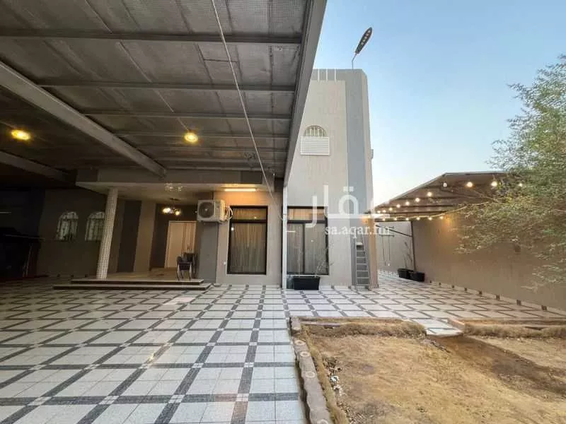 16 bedroom villa in Al Farouq 4