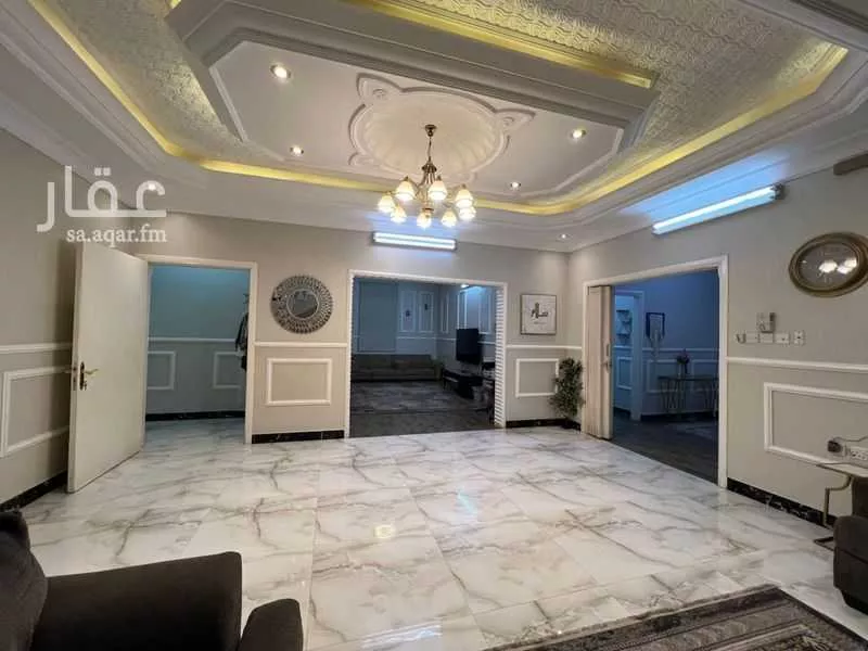 16 bedroom villa in Al Farouq 8