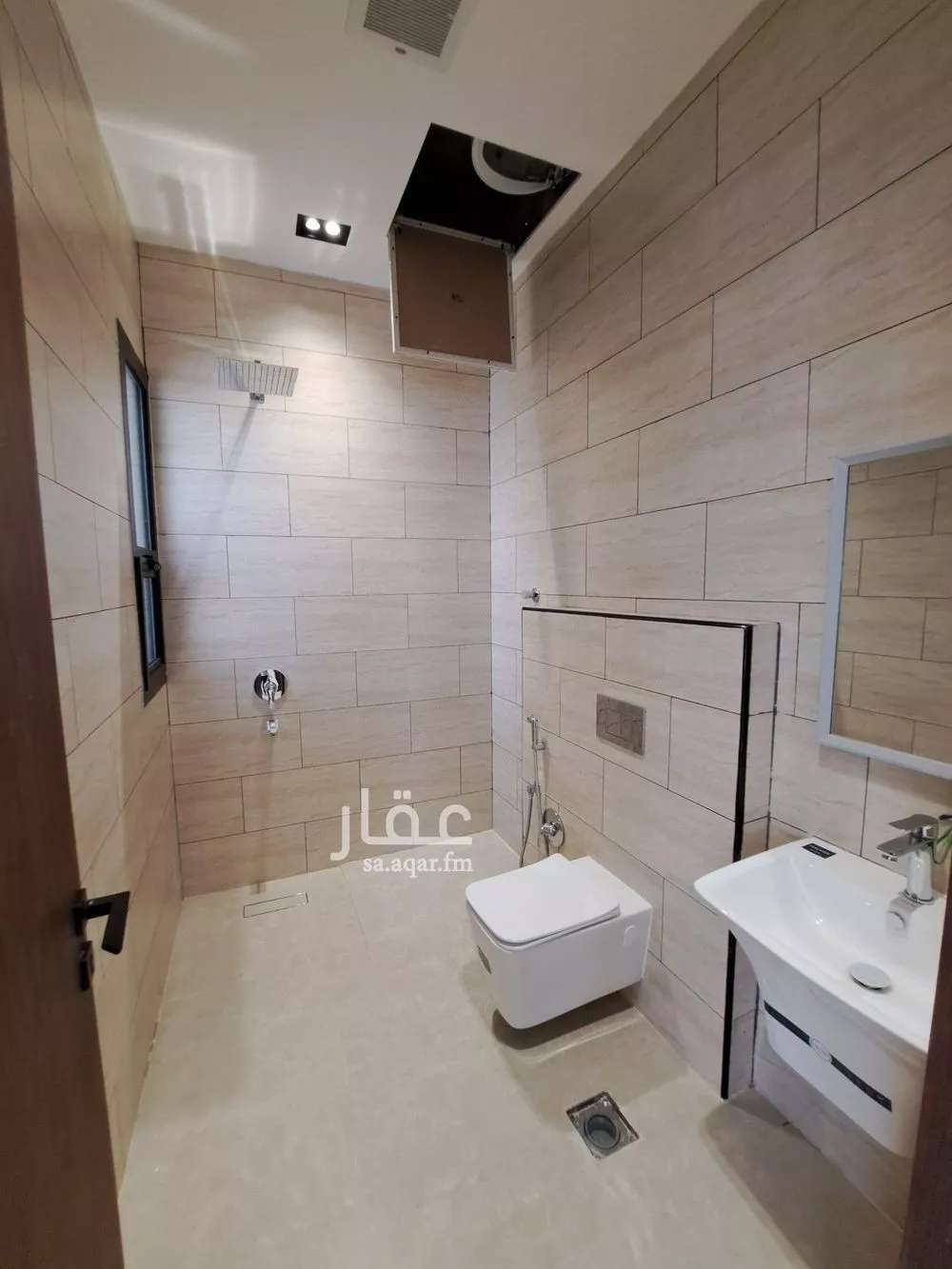 7 bedroom villa in Qurtubah, Riyadh 4