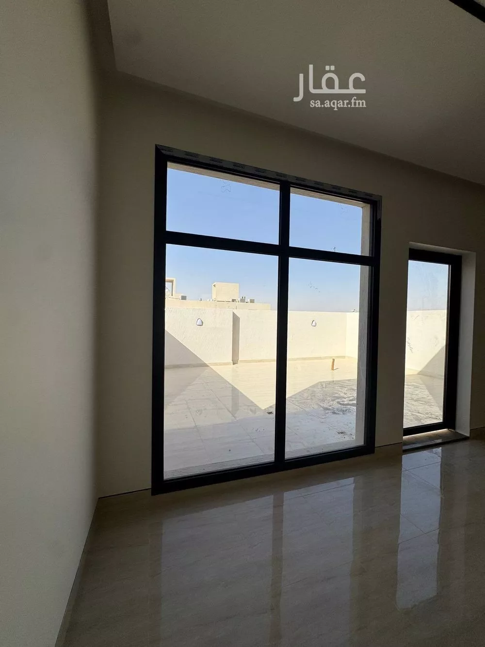 فيلا 7 غرف في النرجس 21