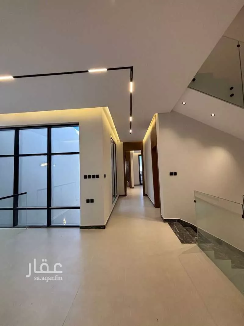 5 bedroom villa in Al Mahdiyyah 5