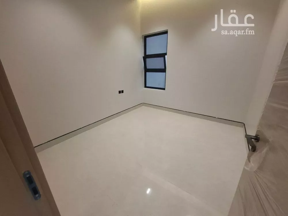 فيلا 5 غرف في السعادة 13