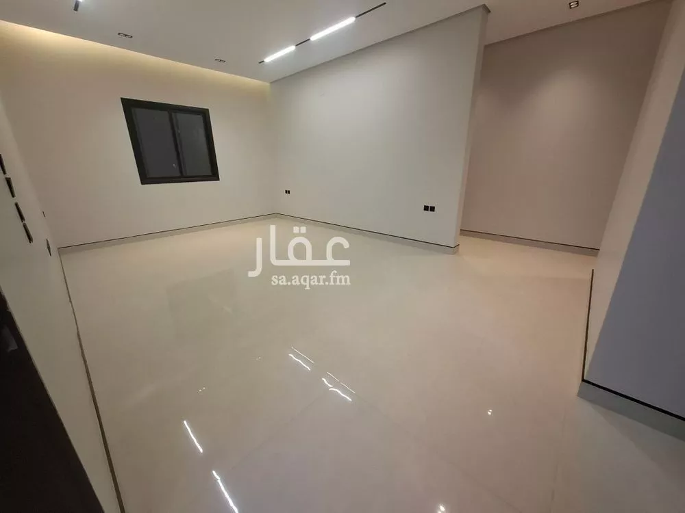 فيلا 5 غرف في السعادة 10
