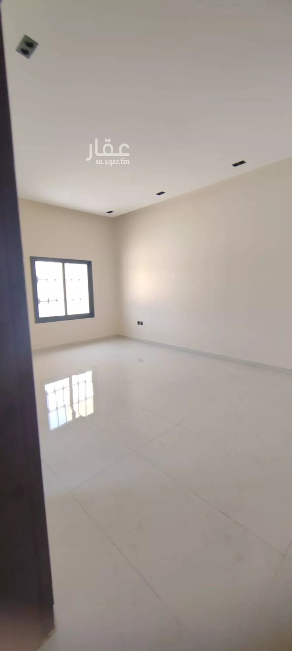 5 bedroom villa in Al Janadriyah 2