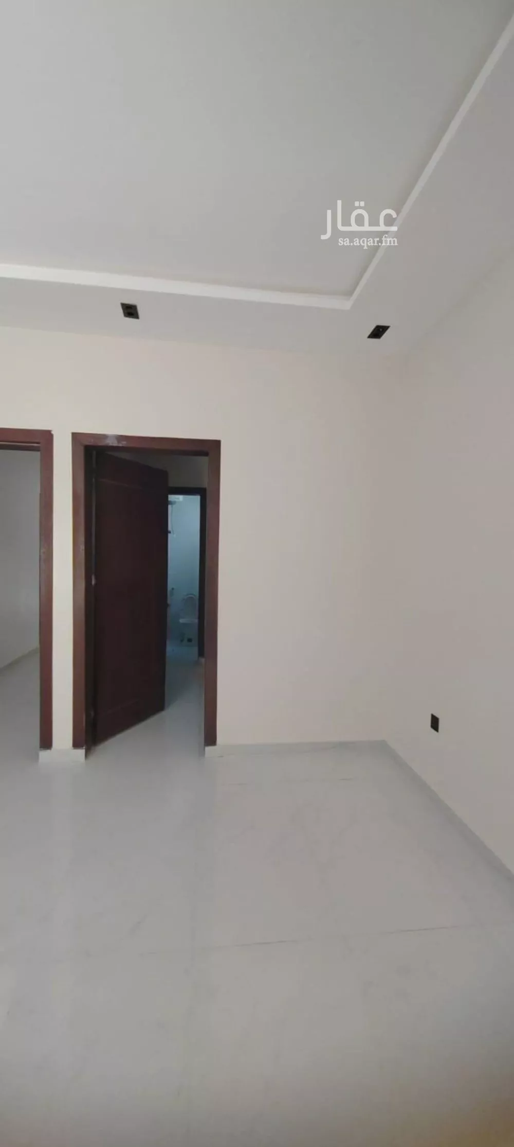 5 bedroom villa in Al Janadriyah 4