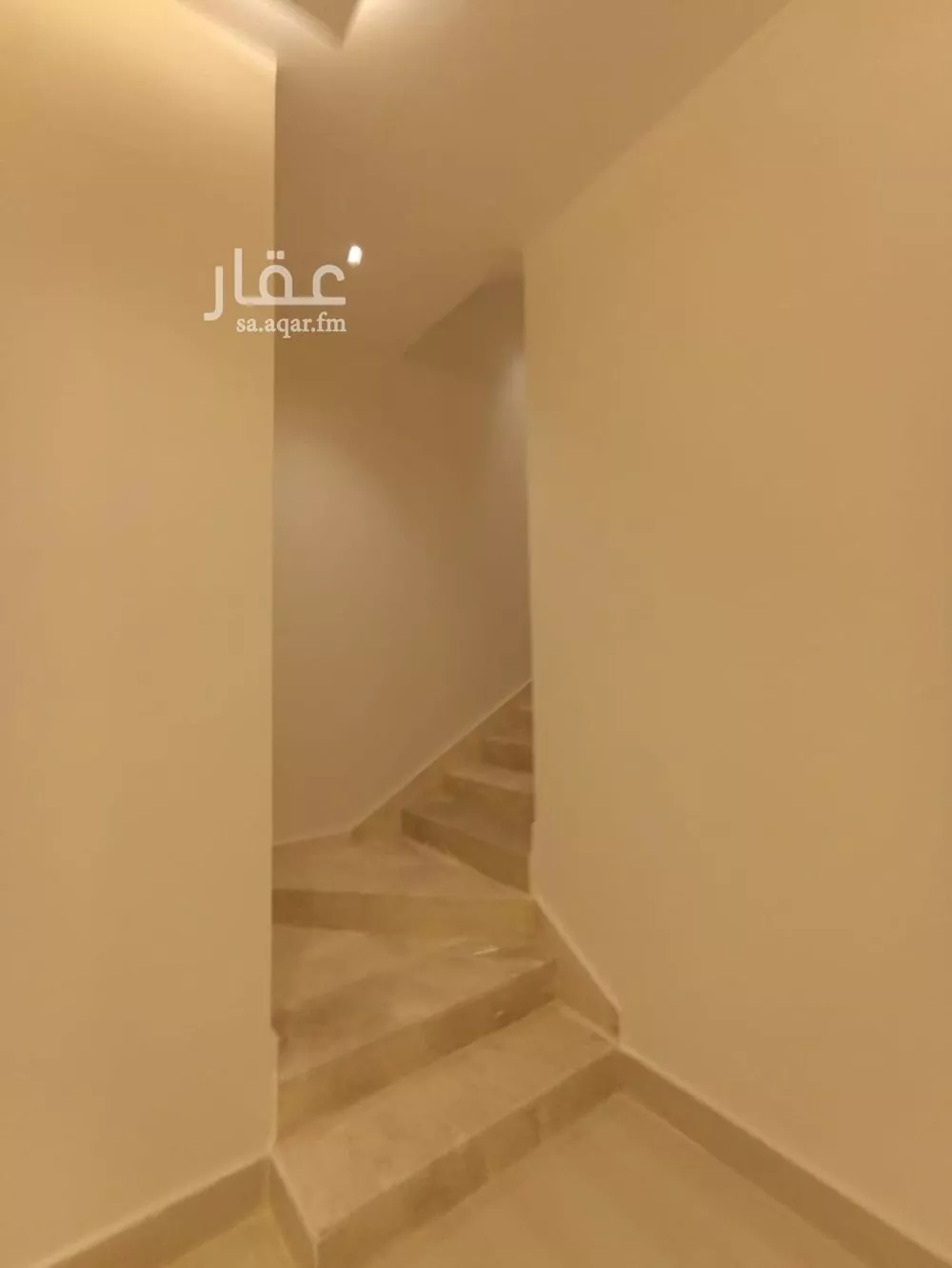 فيلا 5 غرف في طويق 6