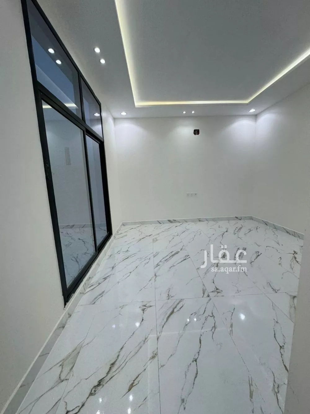 فيلا 5 غرف في العريجاء الغربية 7