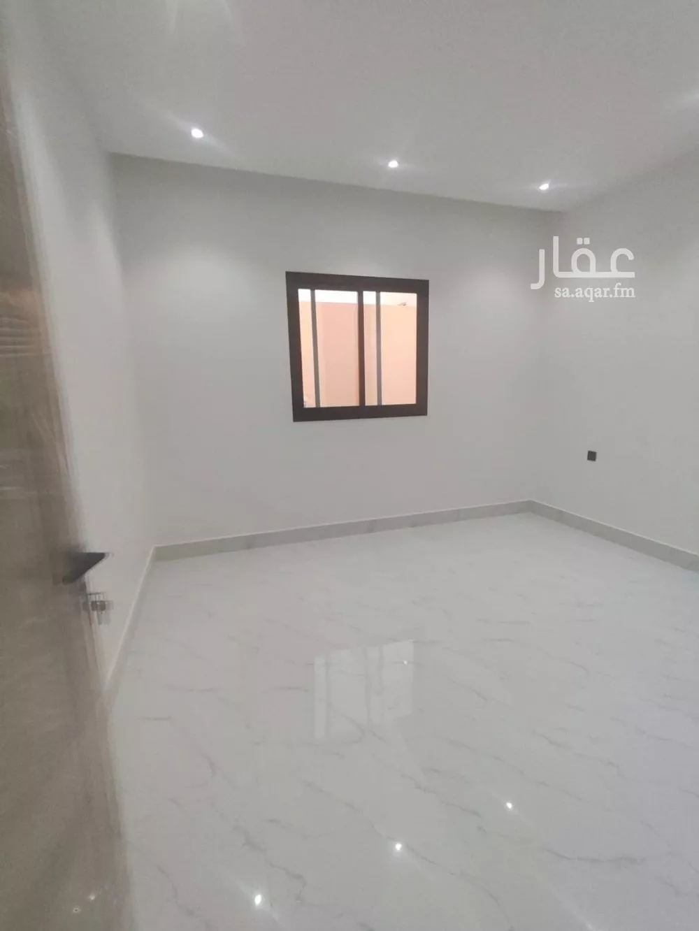 فيلا 5 غرف في العريجاء الغربية 4