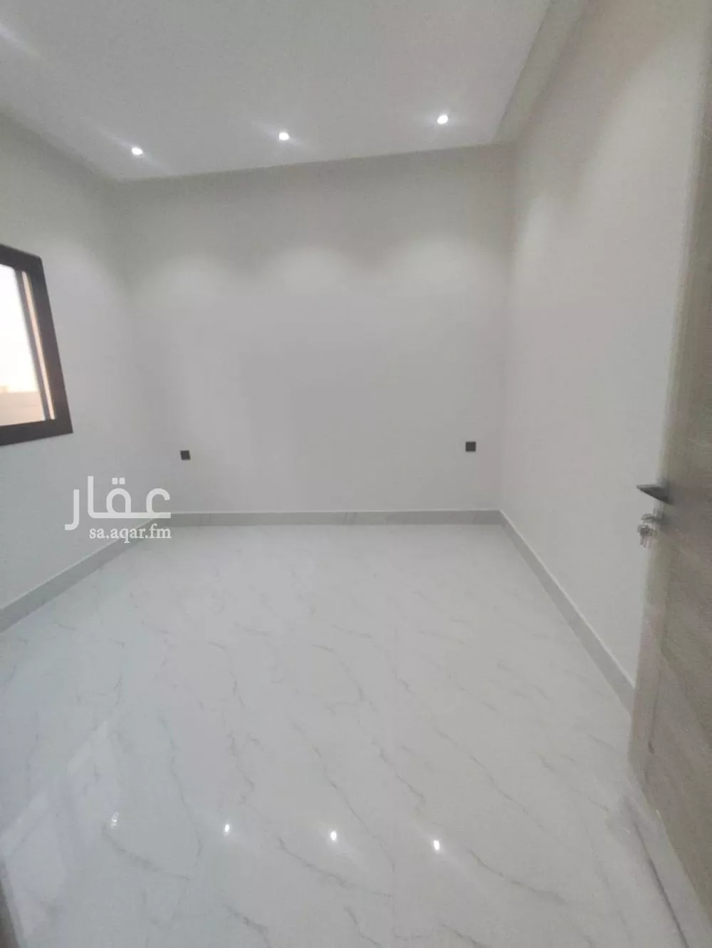 فيلا 5 غرف في العريجاء الغربية 6