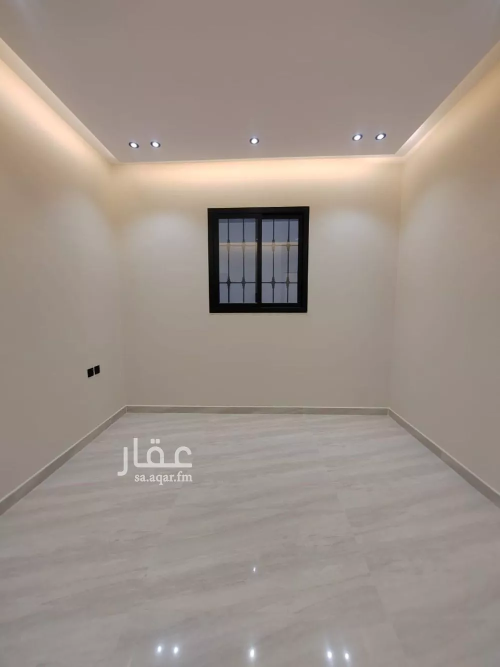 فيلا 5 غرف في العريجاء الغربية 16