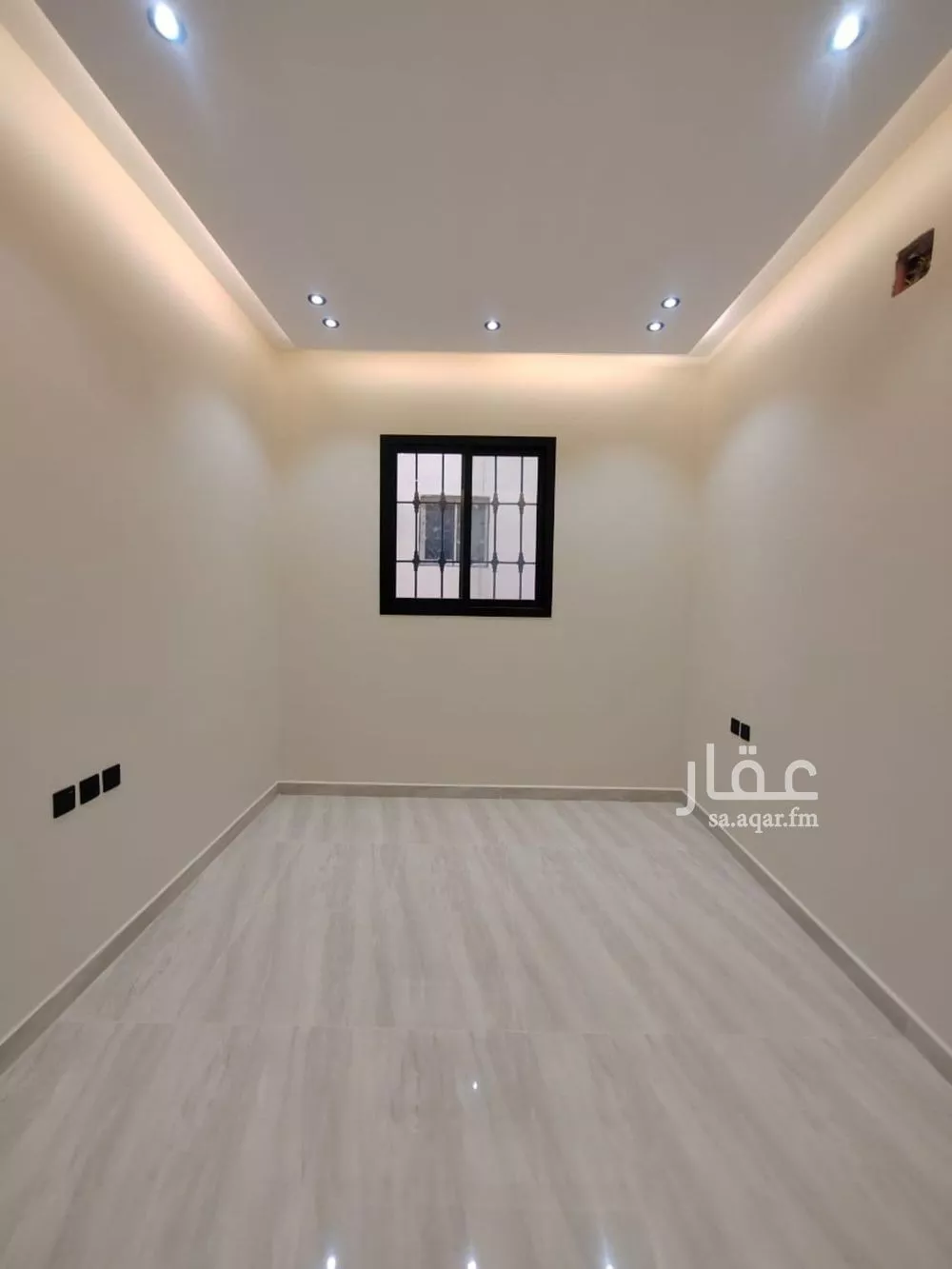 فيلا 5 غرف في العريجاء الغربية 6