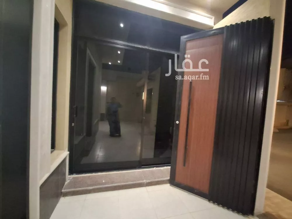 5 bedroom villa in Tuwaiq 2