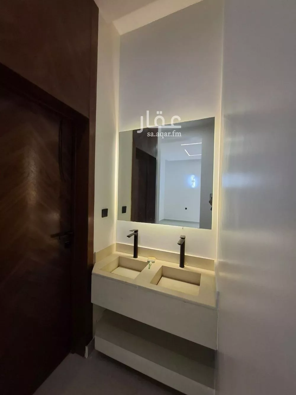 5 bedroom villa in Tuwaiq 8