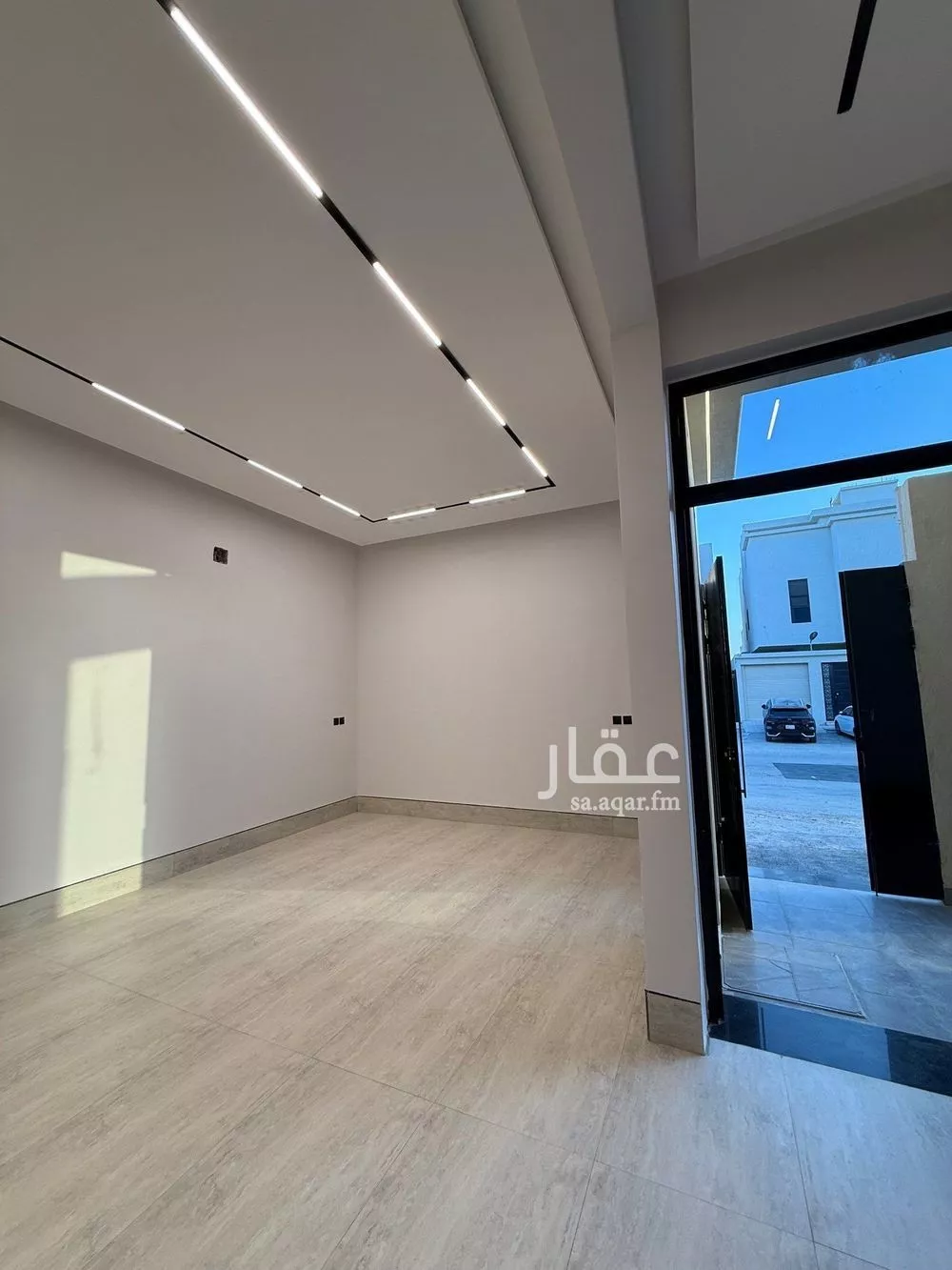 فيلا 8 غرف في الشرق 4