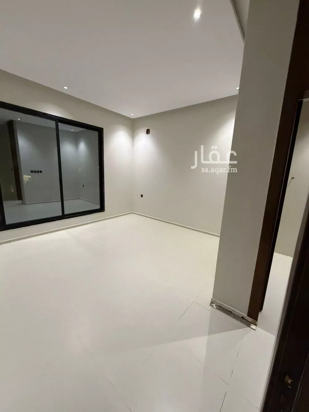 5 bedroom apartment in Al Rimal 8