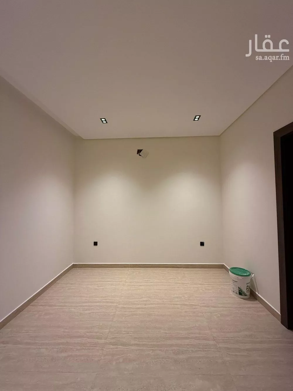 4 bedroom villa in As Suwaidi Al Gharabi 9