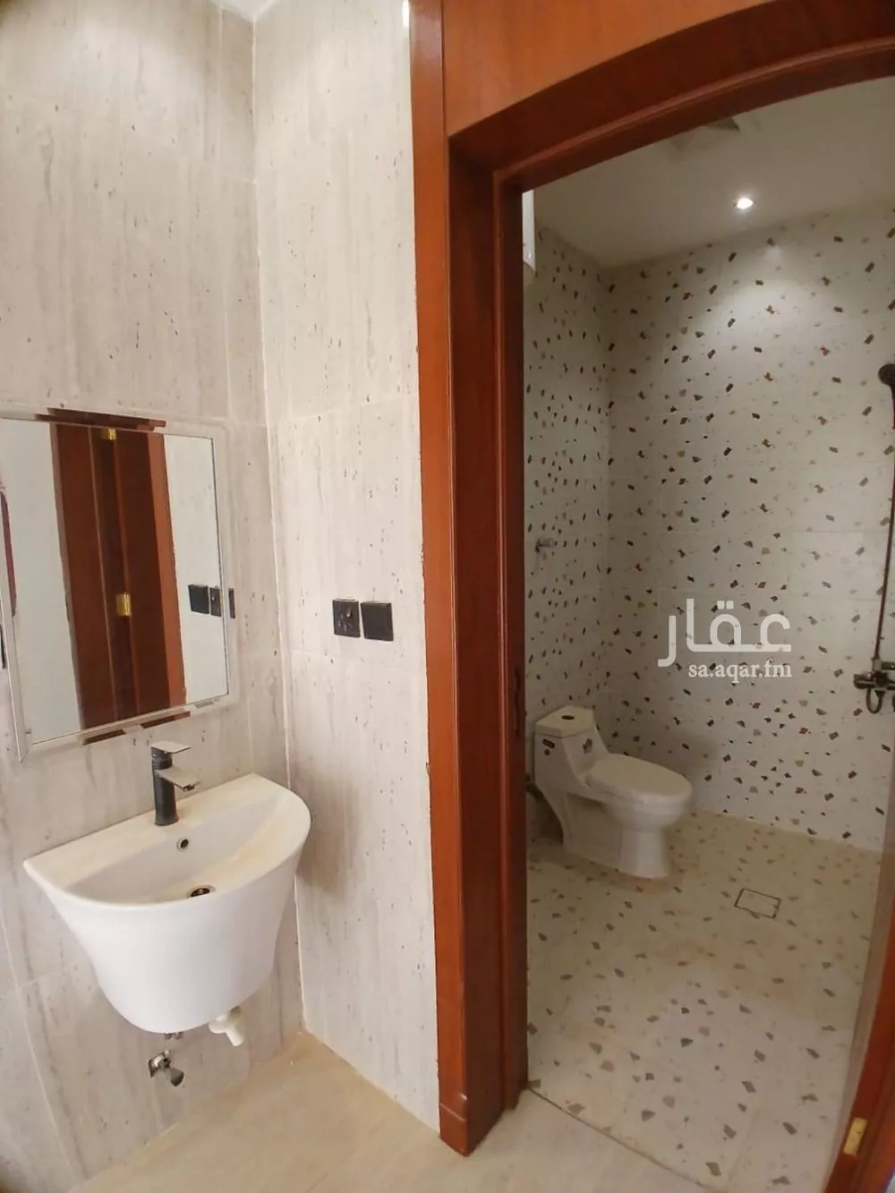 فيلا 5 غرف في طويق 18