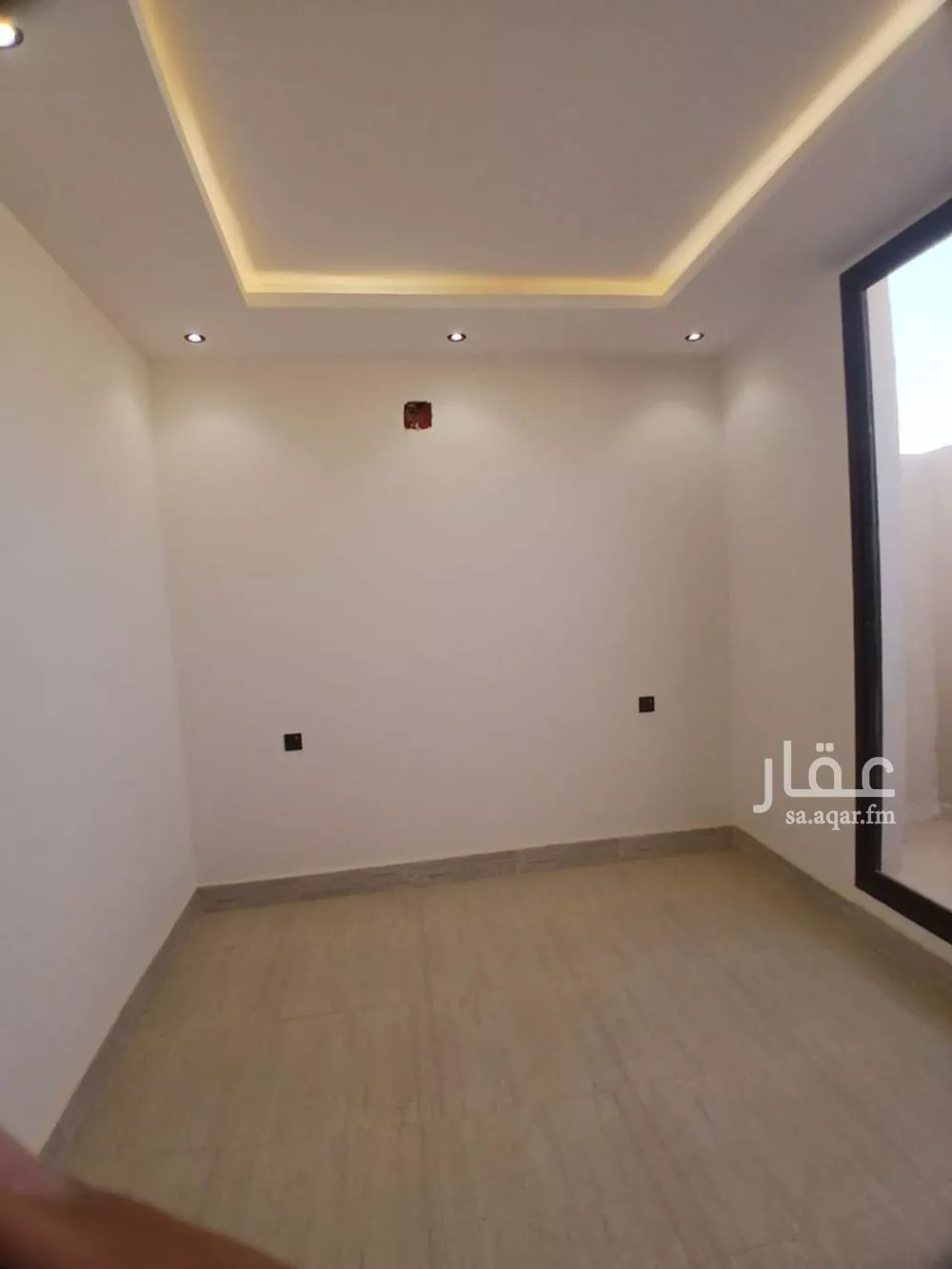 فيلا 5 غرف في طويق 8