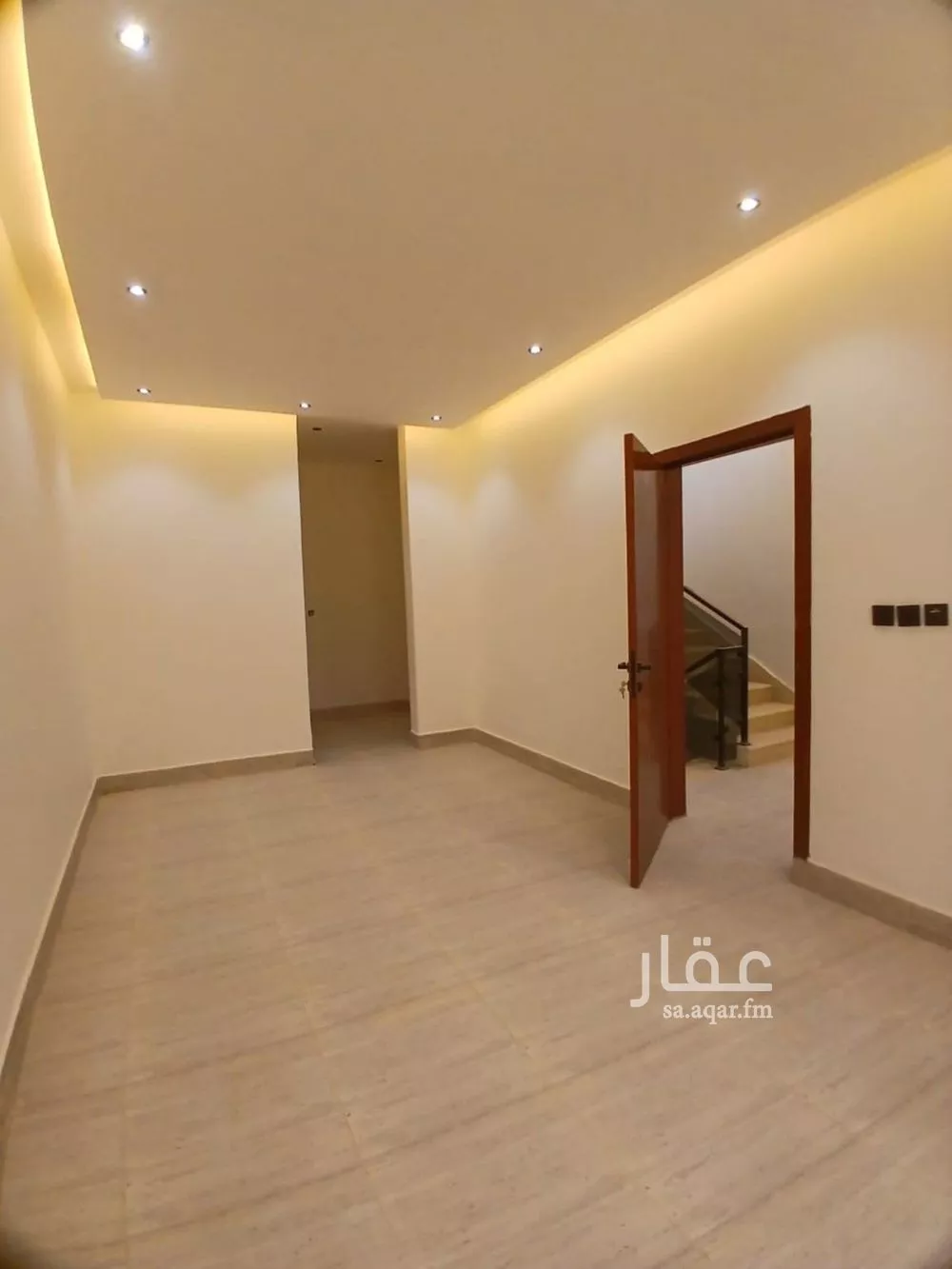 فيلا 5 غرف في طويق 10