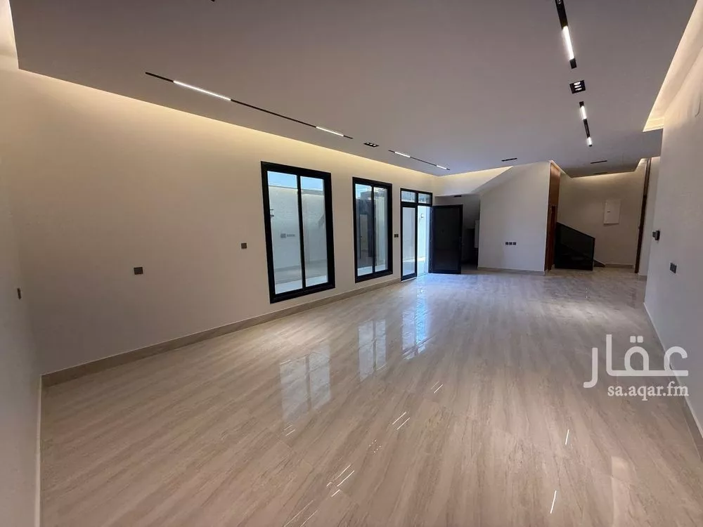 5 bedroom villa in Al Rimal 5