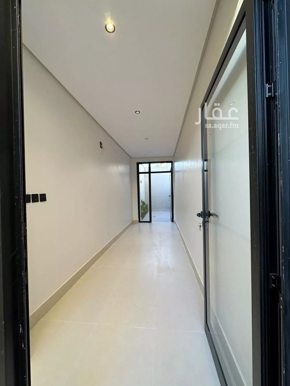 3 bedroom villa in Shubra, Riyadh 4