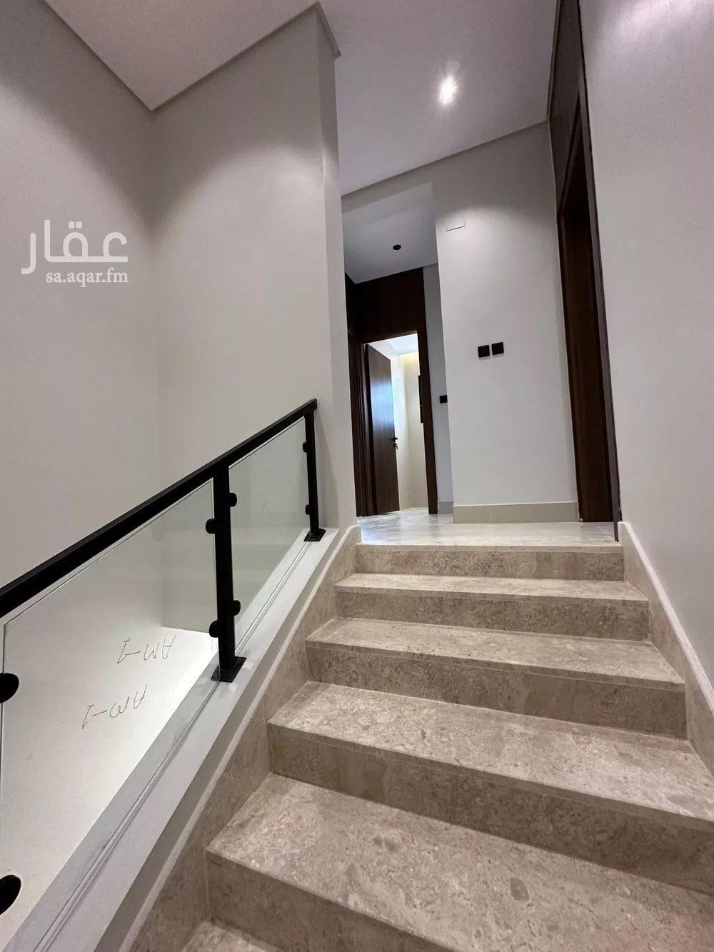 3 bedroom villa in Shubra, Riyadh 16