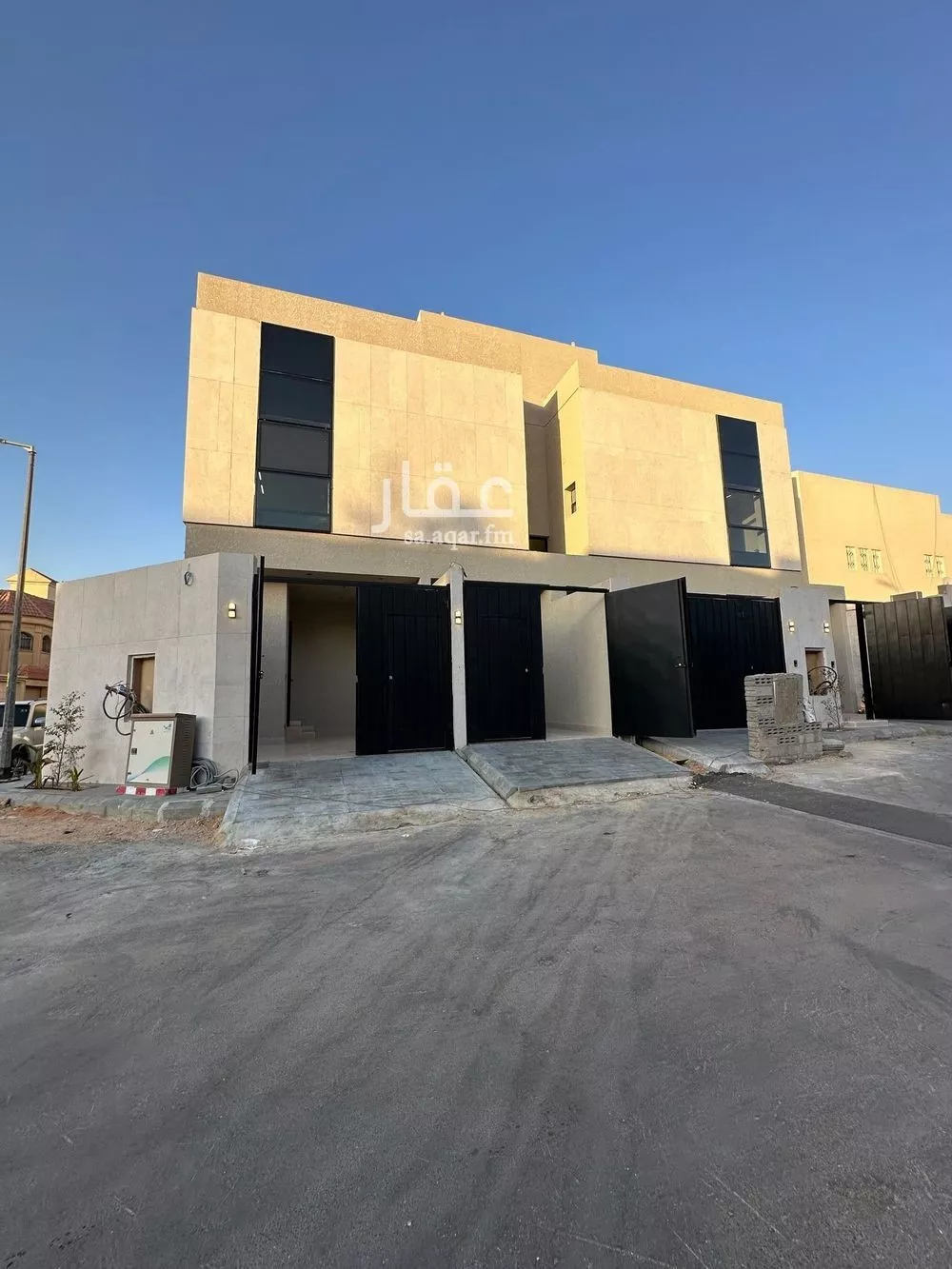 3 bedroom villa in Shubra, Riyadh 7