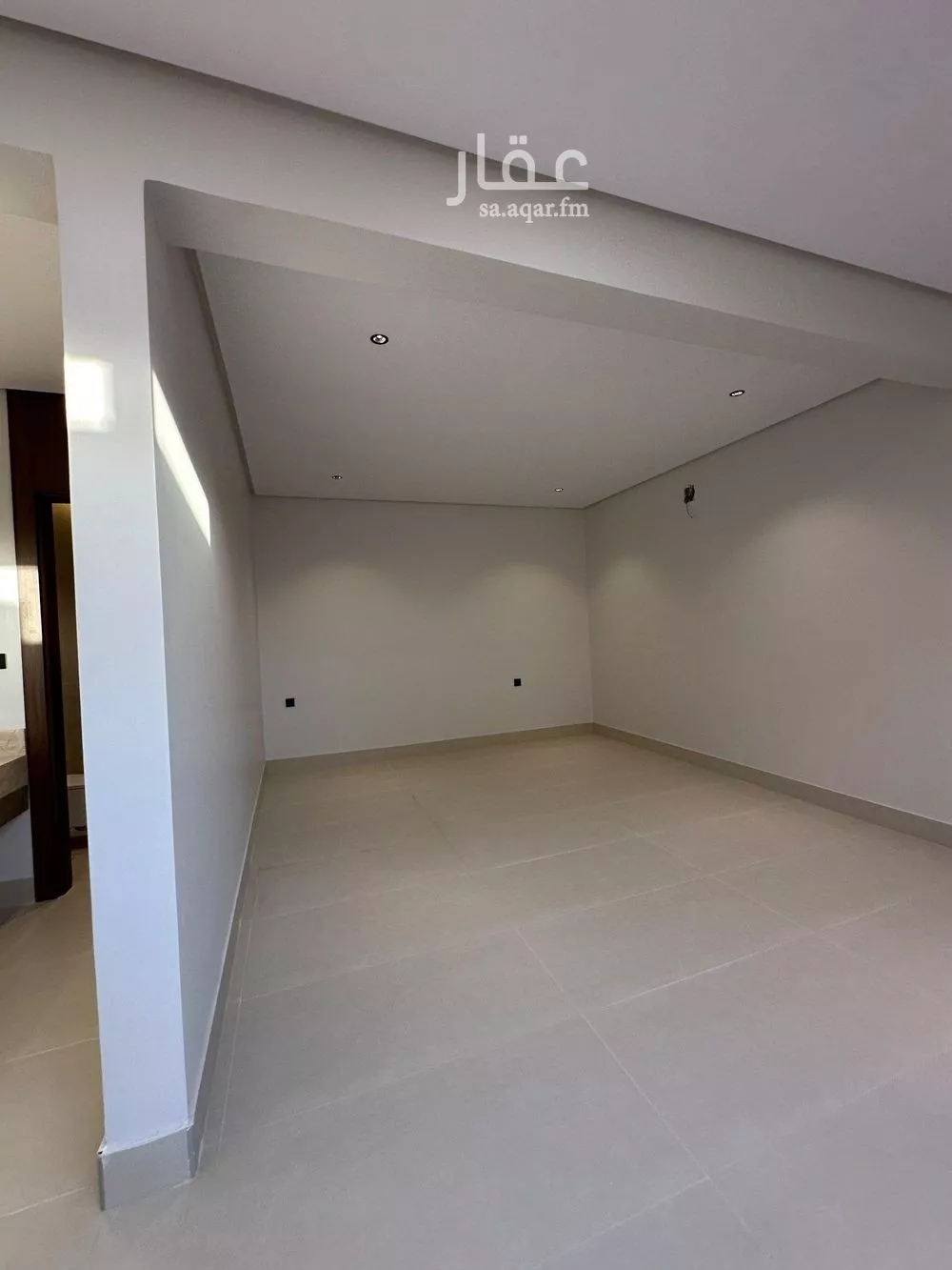 3 bedroom villa in Shubra, Riyadh 3