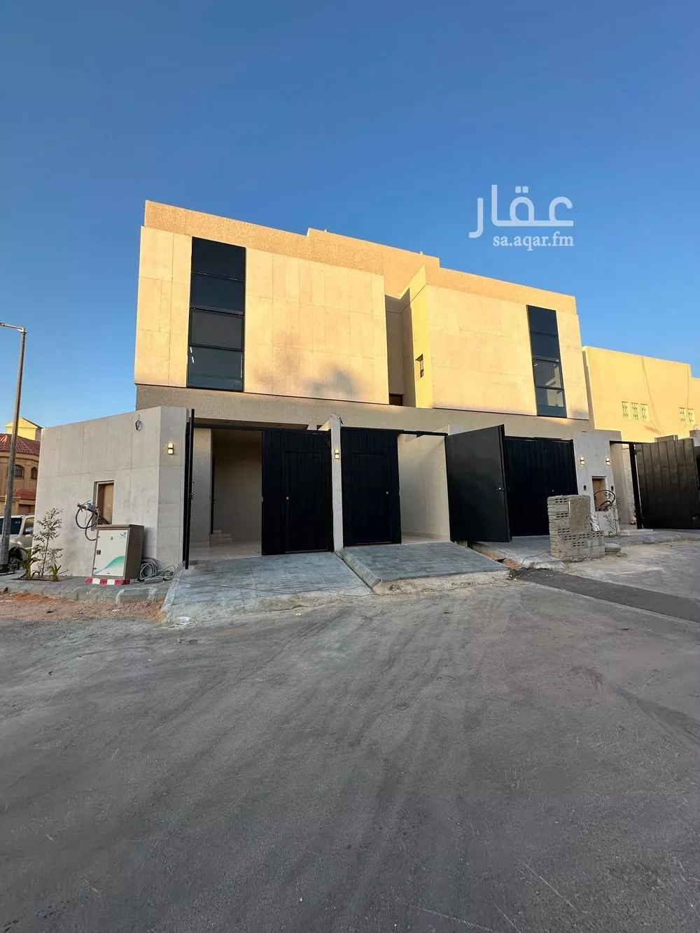 3 bedroom villa in Shubra, Riyadh 4