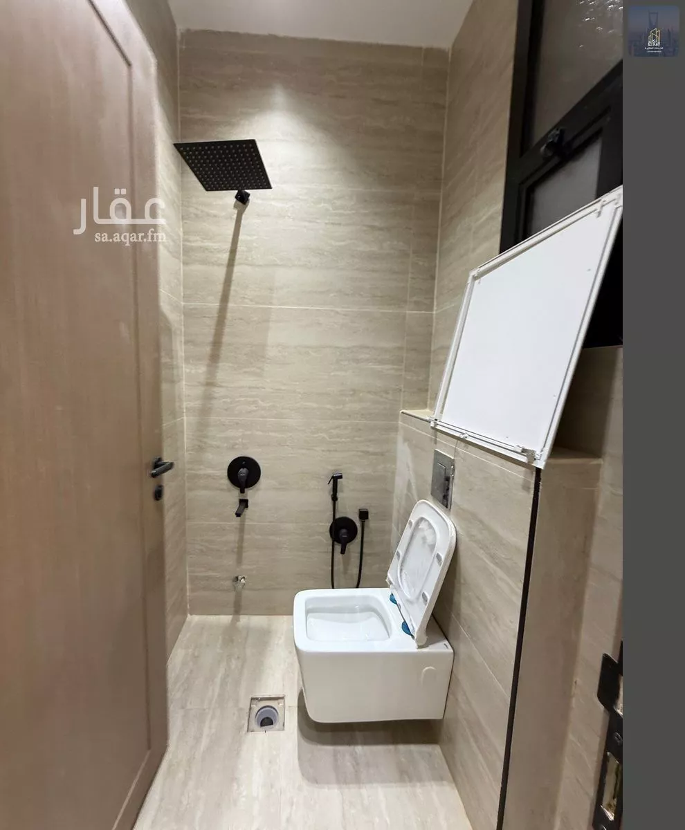 فيلا 5 غرف في الجنادرية 7