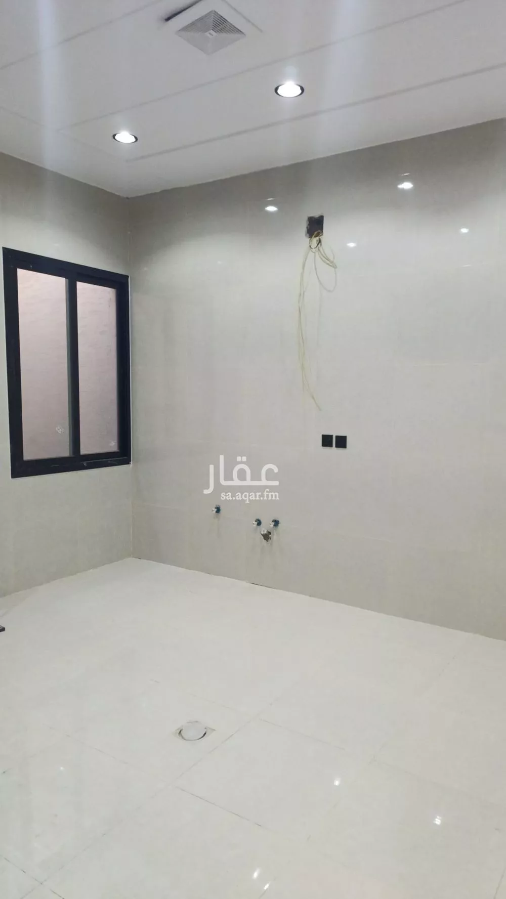 فيلا 5 غرف في عكاظ 11