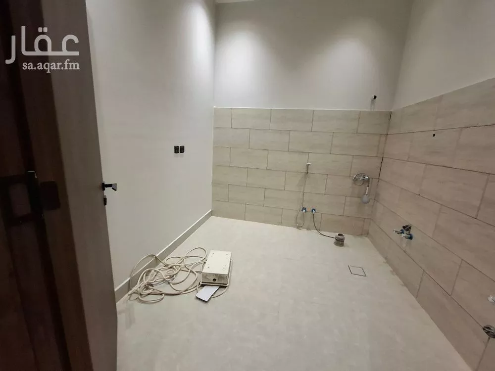 7 bedroom villa in Qurtubah, Riyadh 25