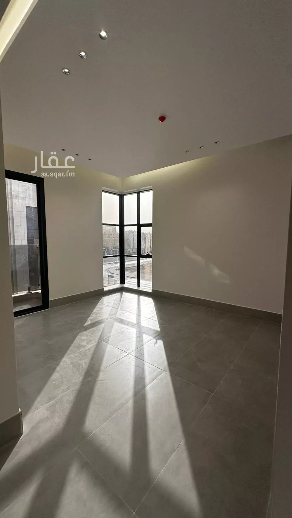 4 bedroom apartment in Dhahrat Laban, Riyadh 6