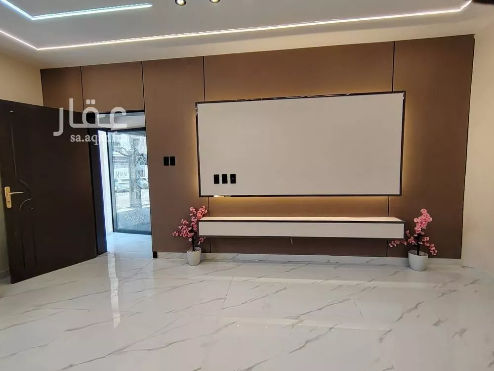 2 bedroom apartment in Dahiat King Fahd, Eastern Province 9