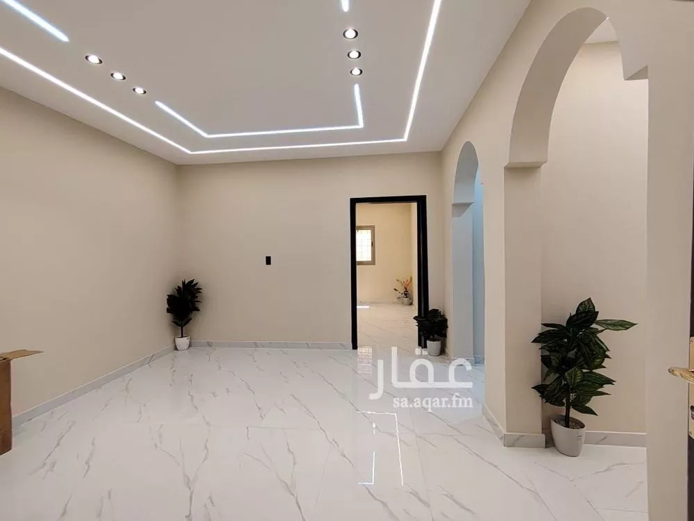 2 bedroom apartment in Dahiat King Fahd, Eastern Province 13