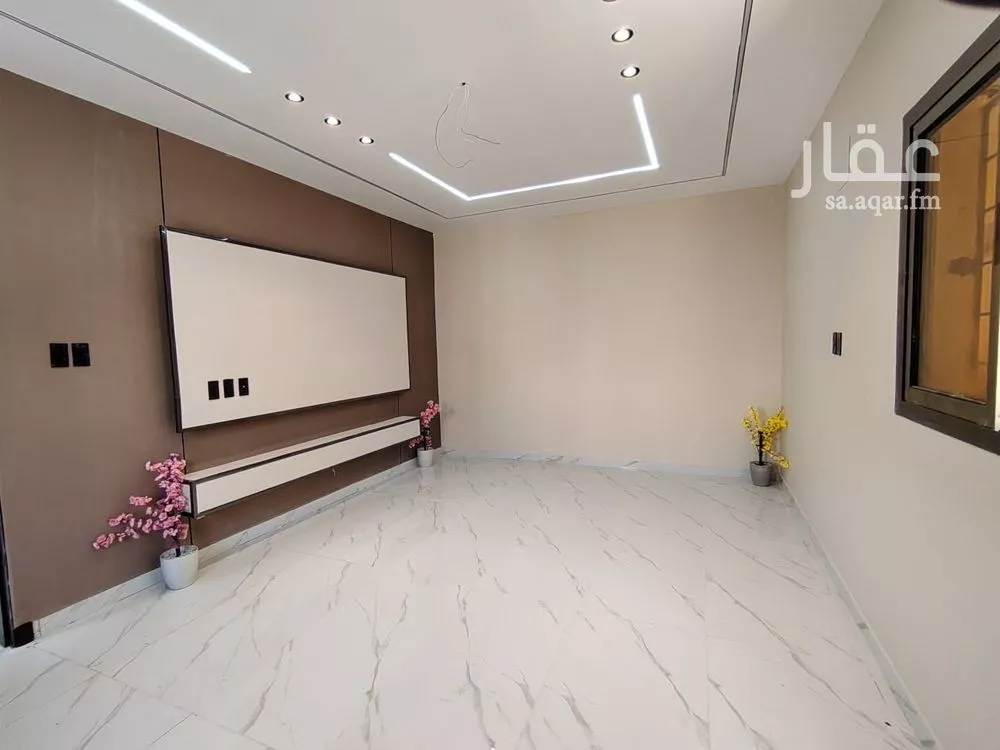 2 bedroom apartment in Dahiat King Fahd, Eastern Province 5