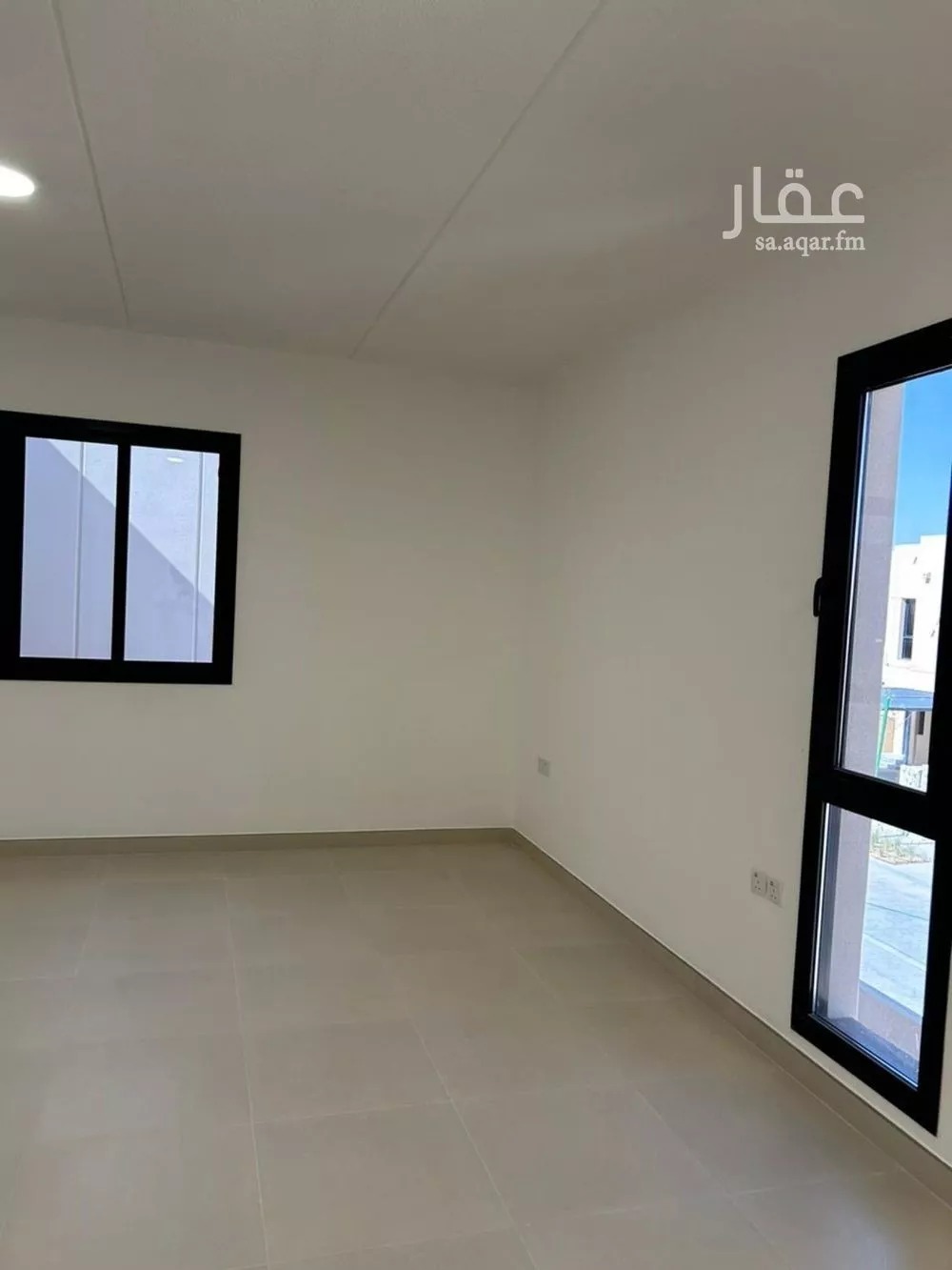 فيلا 4 غرف في سدرة 10