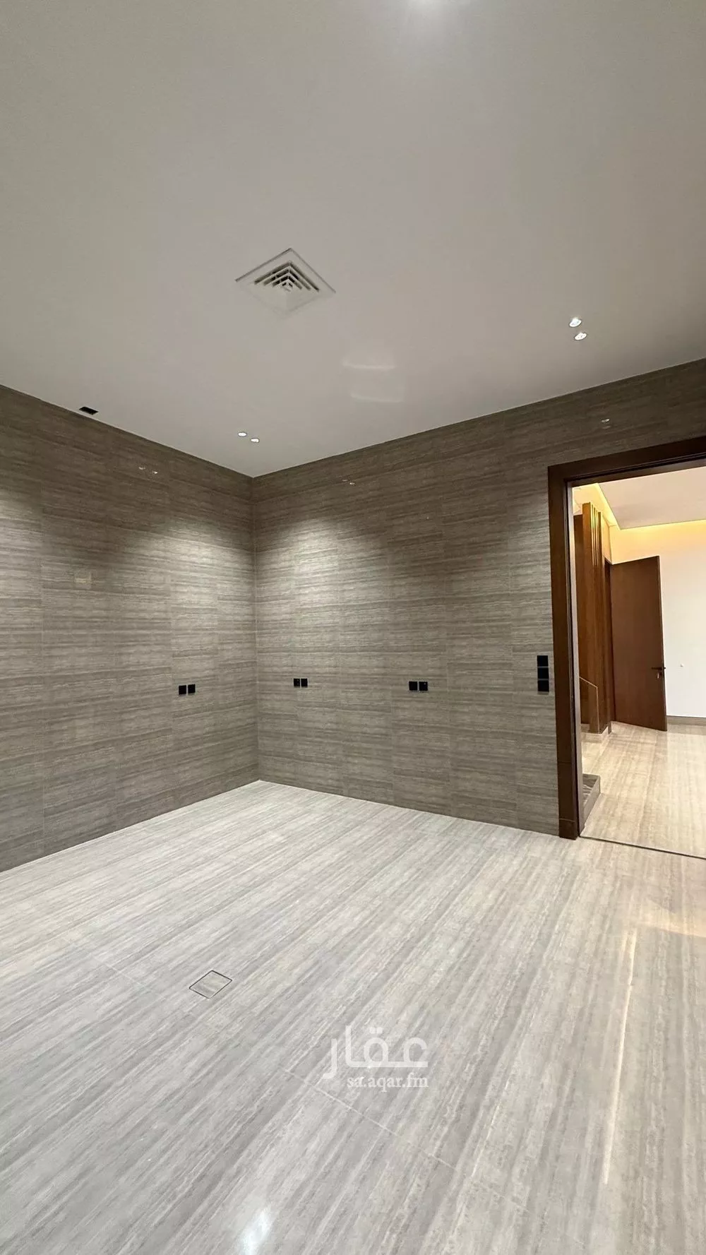 6 bedroom villa in Al Mahdiyyah 16