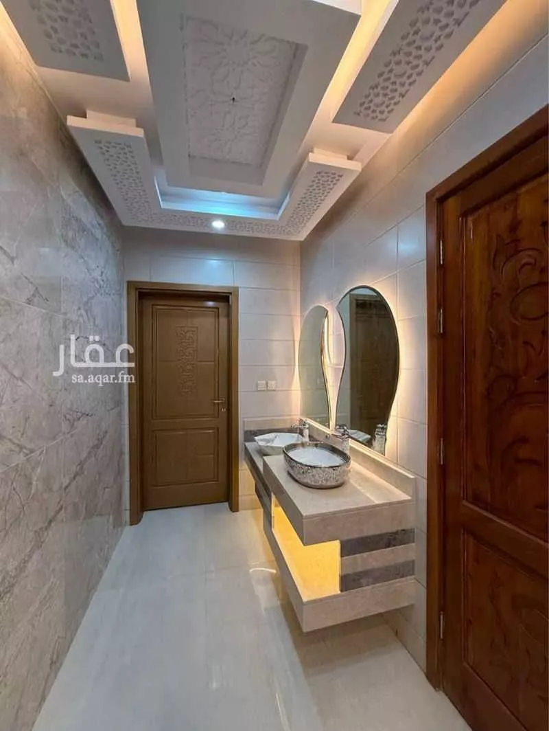 4 bedroom apartment in Al Gharra, Madinah 5