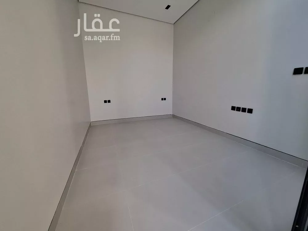 5 bedroom villa in Al Rimal 4