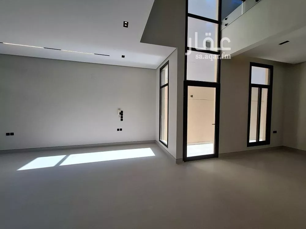 5 bedroom villa in Al Rimal 5